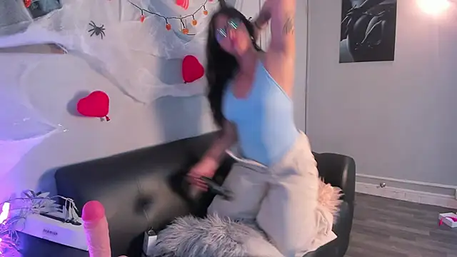 Hekate 20 online show from 10/11/25, 08:18