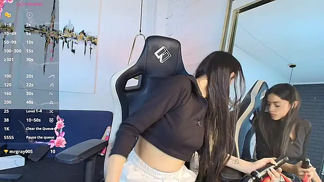 Matti sofia  online show from 10/02/25, 06:59