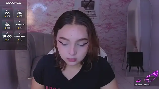 mia foster t online show from 02/28/26, 01:23