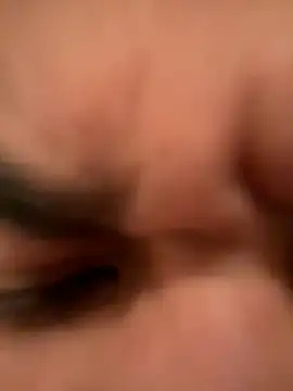 familia0210 online show from 11/15/25, 07:43