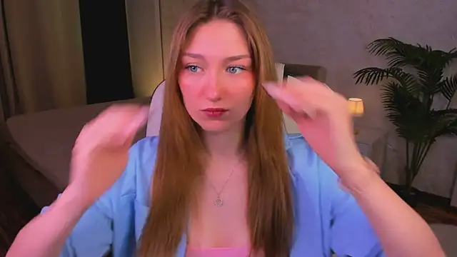 Snapshot of AngelAnabelle chatting on 10/24/25, 08:38 AngelAnabelle online show from 10/24/25, 08:38