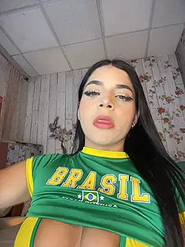 ArieliciousXXX online show from 04/23/26, 01:13