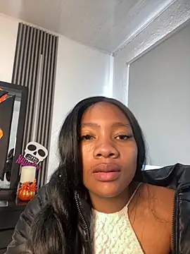 Charlotte ebony  online show from 11/04/25, 12:26
