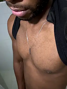 johnjaguar1  online show from 11/15/25, 11:32