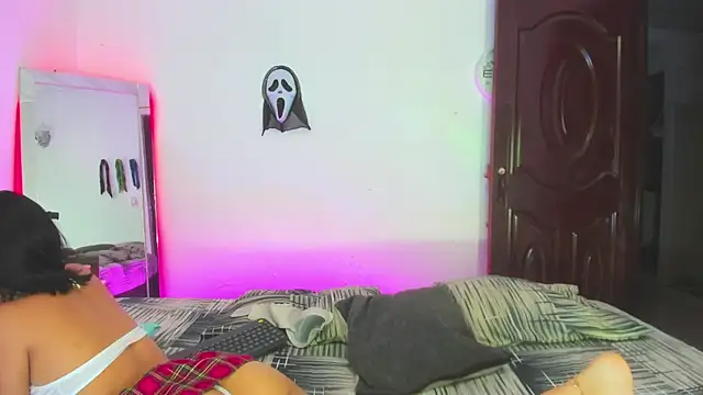 Snapshot of megan_lol chatting on 02/09/26, 01:31 megan lol online show from 02/09/26, 01:31