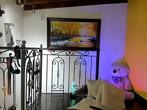 Zulyhenao online show from 11/13/25, 11:58