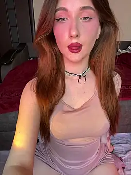 Evelyn39 online show from 10/18/25, 11:00