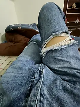 Lili 2love online show from 12/02/25, 01:11