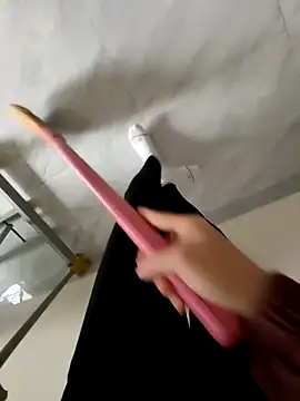 Lili 2love online show from 12/14/25, 01:44