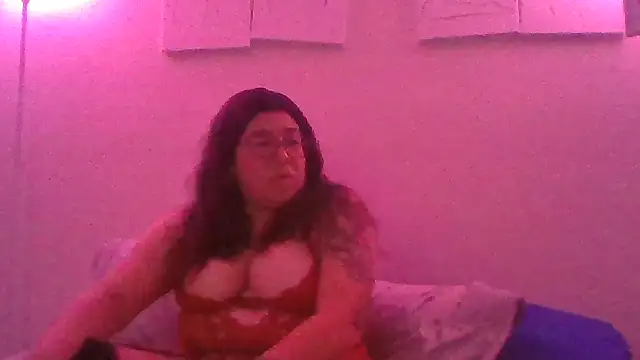 Snapshot of Foxxxy08 chatting on 11/05/25, 04:45 Foxxxy08 online show from 11/05/25, 04:45