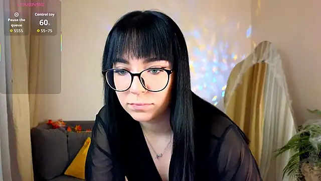 Snapshot of Avelyne_ chatting on 10/30/25, 11:38 Avelyne online show from 10/30/25, 11:38