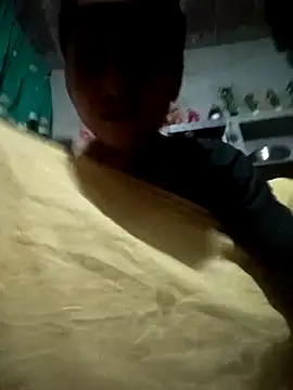 Snapshot of Cuty_kanchna chatting on 10/18/25, 04:19 Cuty kanchna online show from 10/18/25, 04:19