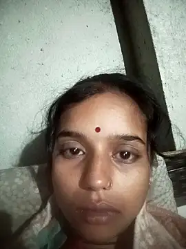 Snapshot of Cuty_kanchna chatting on 10/30/25, 12:34 Cuty kanchna online show from 10/30/25, 12:34