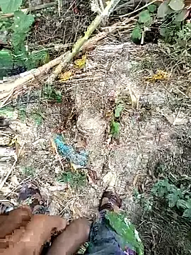 Snapshot of EmotionalOpenair55 chatting on 10/02/25, 08:32 EmotionalOpenair55 online show from 10/02/25, 08:32