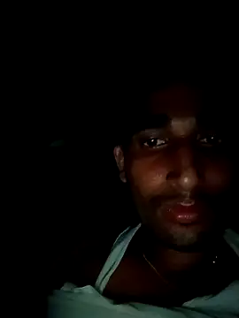 Snapshot of EmotionalOpenair55 chatting on 10/20/25, 05:13 EmotionalOpenair55 online show from 10/20/25, 05:13