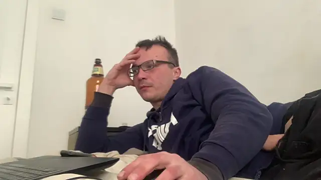 viktor1992-1-1 online show from 02/10/26, 01:26