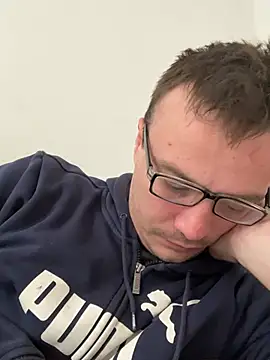 viktor1992-1-1 online show from 02/16/26, 02:35