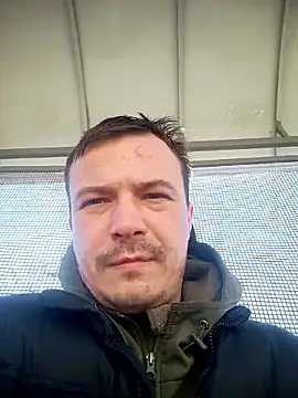 viktor1992-1-1 online show from 03/04/26, 09:59