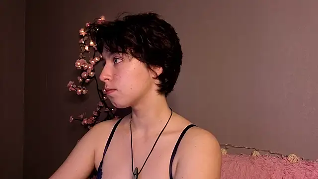 Sara Frayer online show from 01/12/26, 12:49