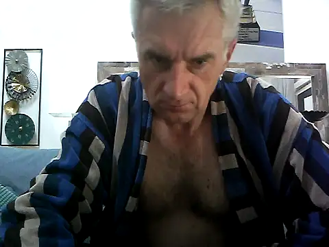 Vintermelon2 online show from 10/03/25, 06:32