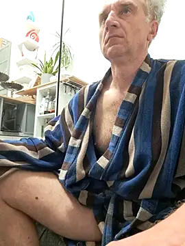 Vintermelon2 online show from 04/26/26, 08:56