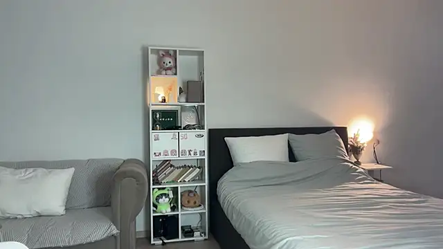 Snapshot of yourlittlesunrise_ chatting on 12/01/25, 04:28 yourlittlesunrise online show from 12/01/25, 04:28