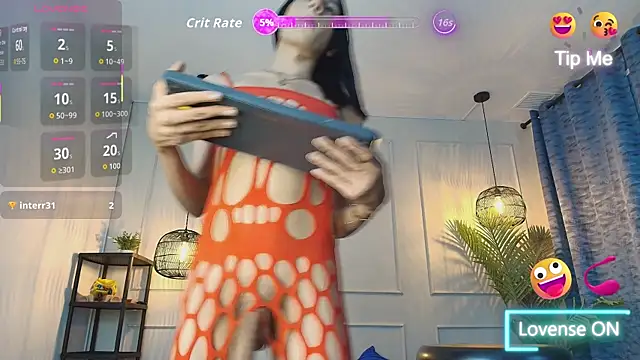 Nikki Vesper online show from 05/13/26, 03:37