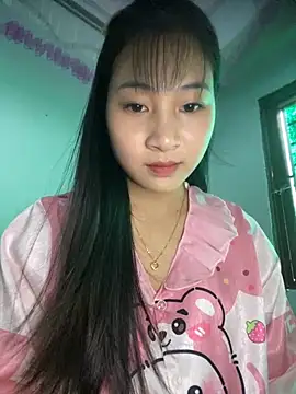 banlinh004 online show from 10/09/25, 05:16