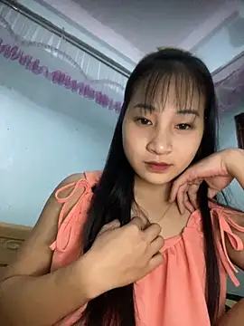 banlinh004 online show from 10/12/25, 03:44