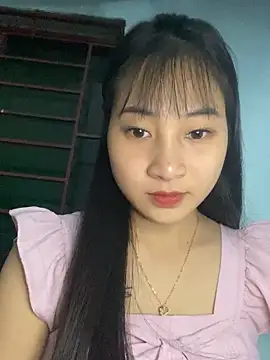 banlinh004 online show from 10/17/25, 01:14