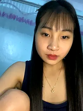 banlinh004 online show from 10/23/25, 06:28