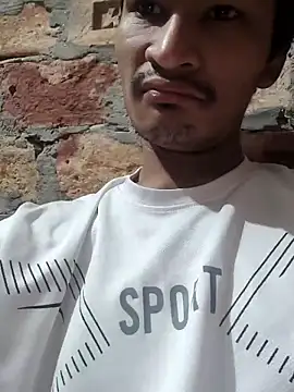 Snapshot of sunny5092 chatting on 10/22/25, 12:27 sunny5092 online show from 10/22/25, 12:27