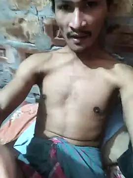 Snapshot of sunny5092 chatting on 10/28/25, 06:43 sunny5092 online show from 10/28/25, 06:43