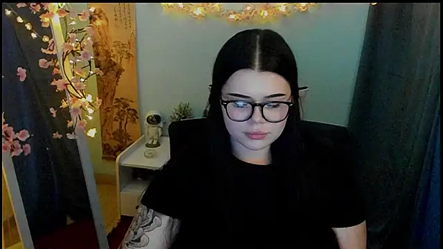 Mona Esty online show from 02/24/26, 08:45