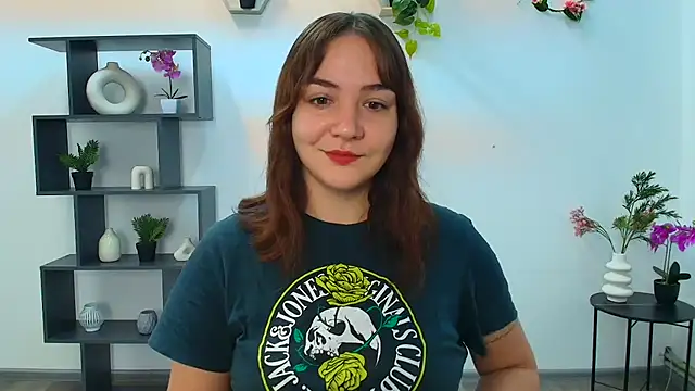 OliviaMontgommery online show from 10/09/25, 05:16