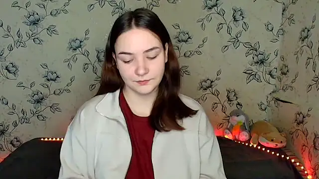 Snapshot of OliviaMontgommery chatting on 02/11/26, 04:45 OliviaMontgommery online show from 02/11/26, 04:45