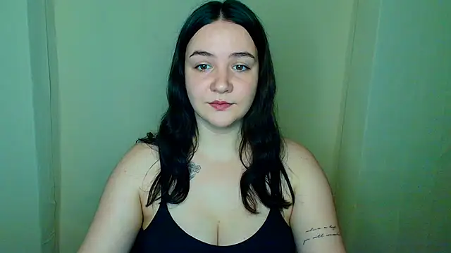 OliviaMontgommery online show from 07/21/26, 12:24