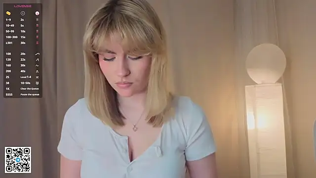 EuniceRaymundo online show from 11/19/25, 06:19