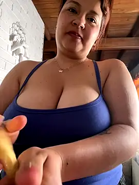 Cami Moon1 online show from 11/25/25, 02:17