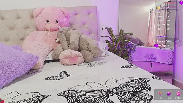 SoofiKiss online show from 05/14/26, 06:15
