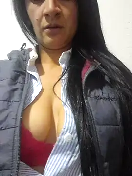 Lesli 14 online show from 11/19/25, 03:06