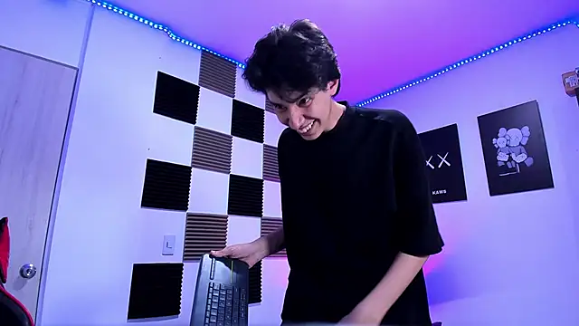 jeycobb online show from 04/20/26, 01:30