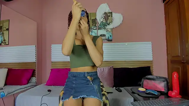 Tiffannydoll99 online show from 11/15/25, 05:09