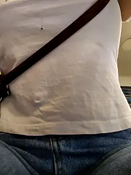 shannon kinne  online show from 12/02/25, 01:39