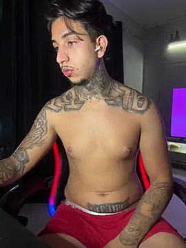 RealGdiass online show from 01/11/26, 01:43