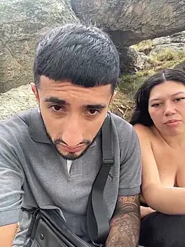 sofiandnick smith online show from 12/13/25, 08:14