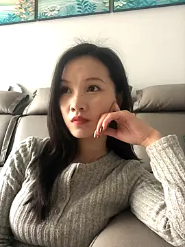 Mile-m online show from 11/10/25, 06:56