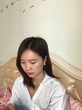 Mile-m online show from 05/10/26, 01:55