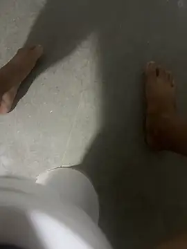 latexidn online show from 10/22/25, 11:54