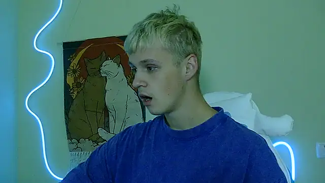 Snapshot of _Timmy_Boy_ chatting on 10/08/25, 09:12 Timmy Boy online show from 10/08/25, 09:12